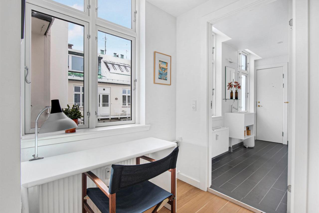 Sanders Monarch - Charming One-Bedroom Apartment With Two Balconies Copenhague Extérieur photo